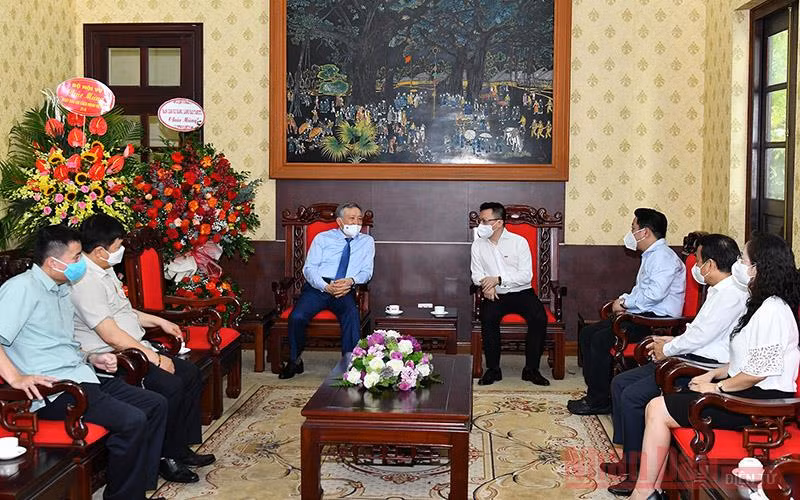 Báo Nhân Dân là kênh thông tin chính thống, chuẩn mực trong công tác tuyền truyền -0