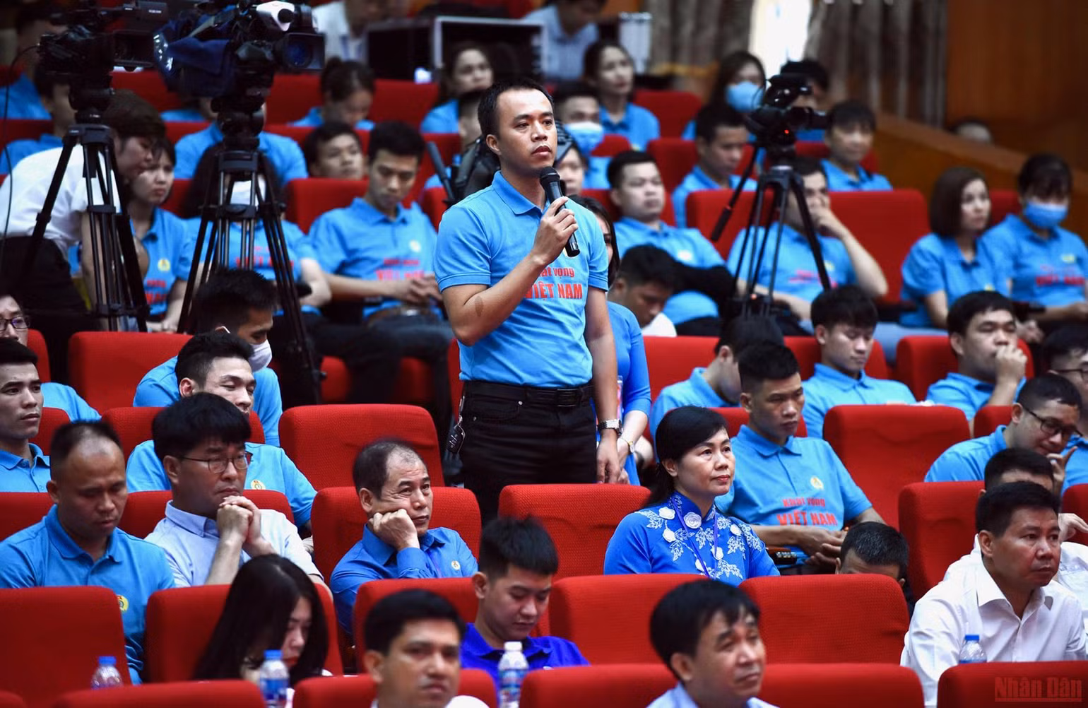 Thủ tướng Chính phủ Phạm Minh Chính gặp gỡ đối thoại với công nhân lao động năm 2022 -0