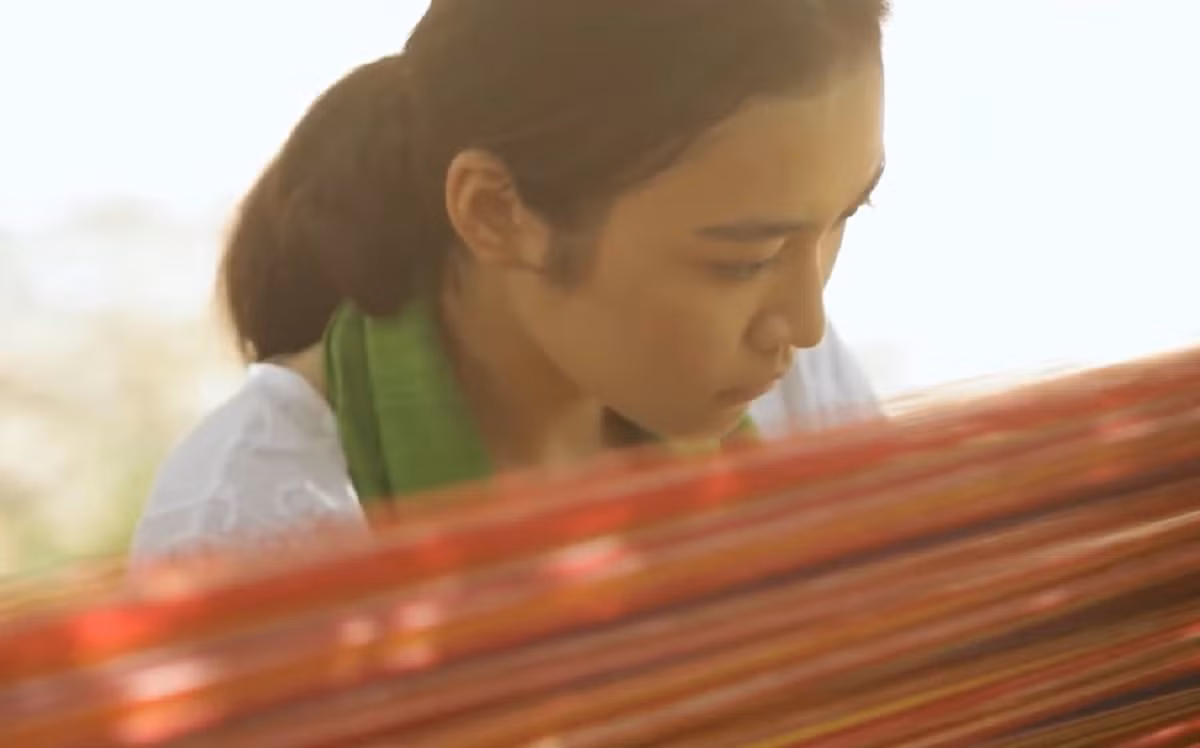 Tôn vinh nét đẹp phụ nữ Việt Nam và làng nghề truyền thống -2