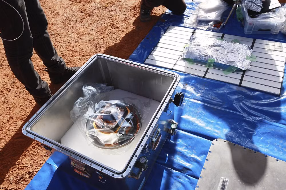 Nhật Bản thu hồi được mẫu đá từ tiểu hành tinh Ryugu -0