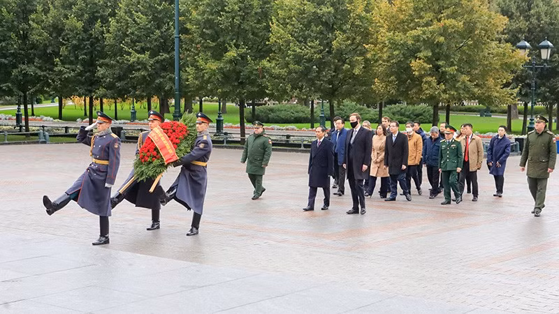 Bộ trưởng Ngoại giao Bùi Thanh Sơn gặp Phó Chủ tịch Hội đồng Liên bang Nga -0