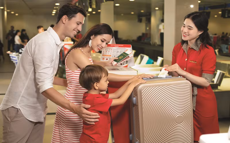 Vietjet khuyến mại hơn 2,6 triệu vé bay vào nam với giá từ 2.021 đồng -0