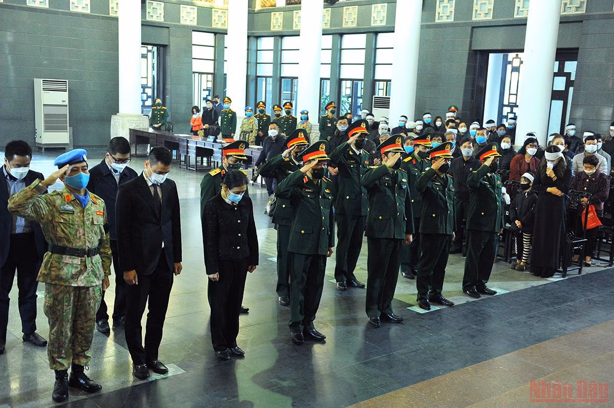 Thương tiếc Trung tá Đỗ Anh - sỹ quan gìn giữ hòa bình hy sinh khi làm nhiệm vụ nhân đạo quốc tế -0