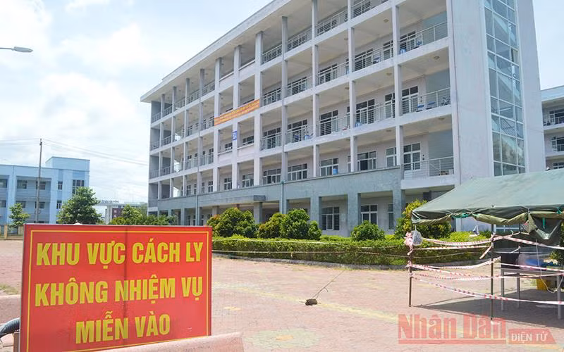 Quảng Ngãi đón 341 người dân trở về từ tâm dịch Đà Nẵng -4