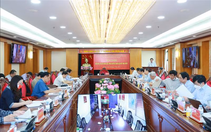 Hoạt động của lãnh đạo Đảng, Nhà nước -0