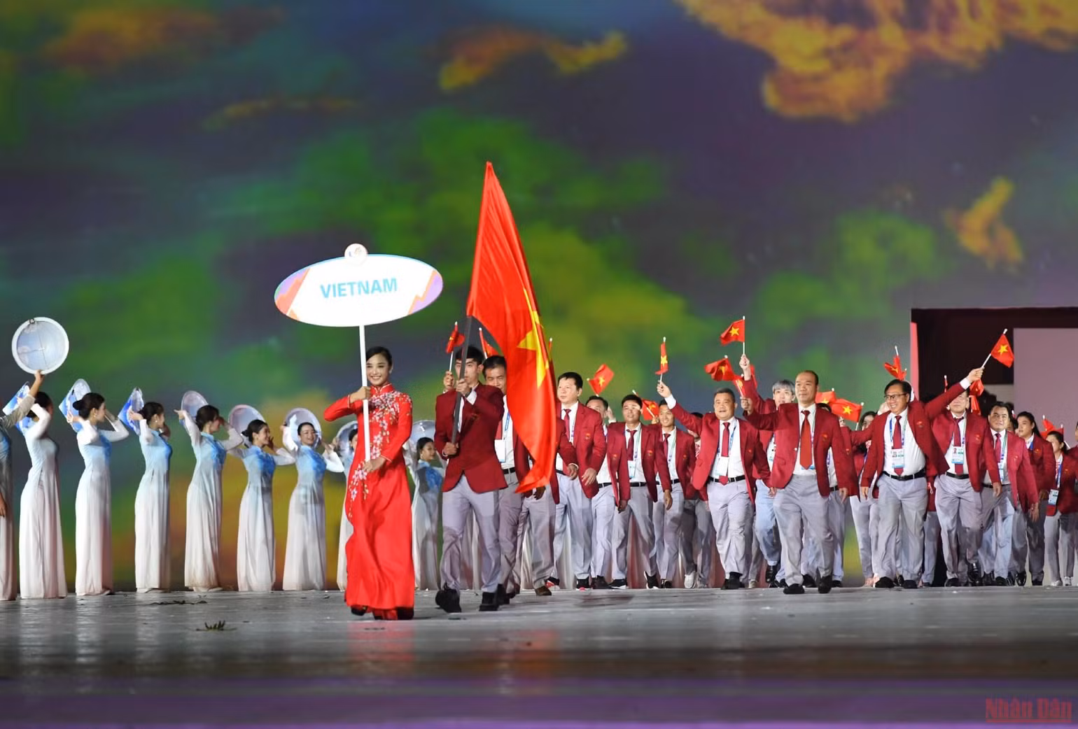 Những hình ảnh ấn tượng trong Lễ khai mạc SEA Games 31 -0