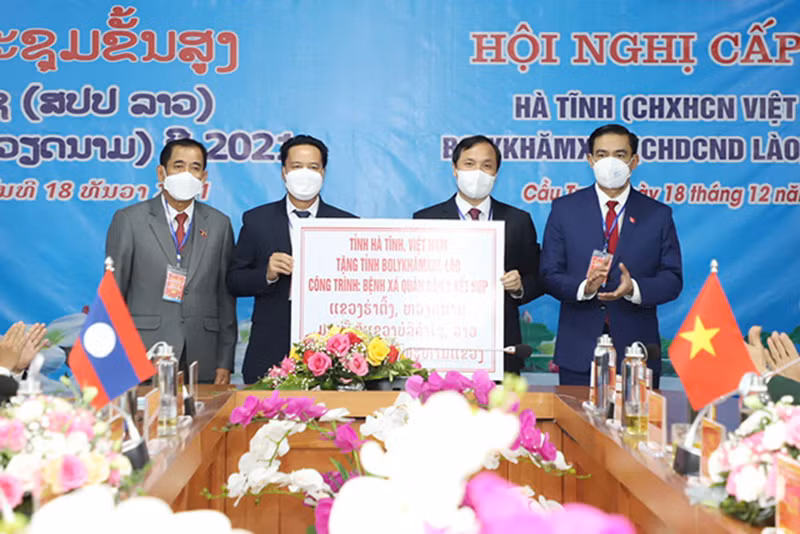 Xây dựng tuyến biên giới Việt Nam-Lào hòa bình, hữu nghị, hợp tác, phát triển -0
