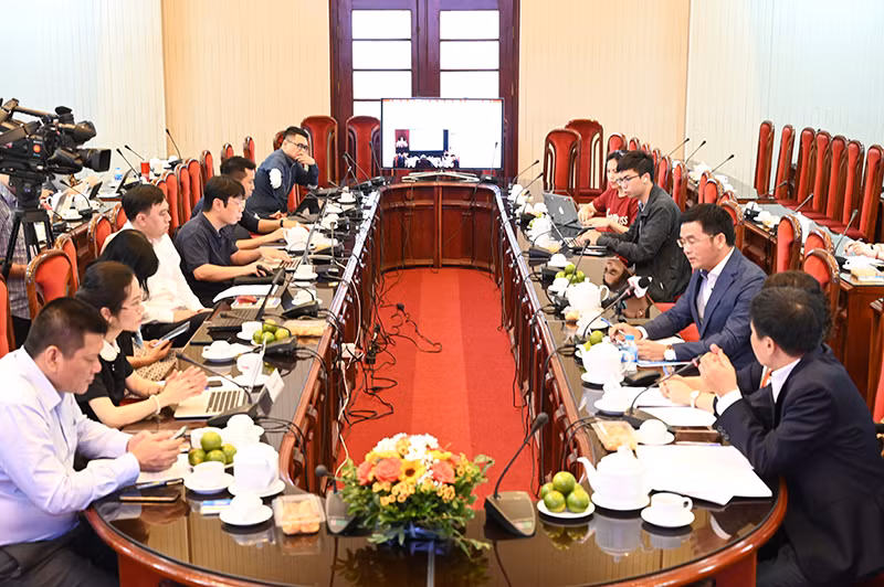 Giao lưu trực tuyến: Phát triển bảo hiểm y tế học sinh, sinh viên, hướng tới mục tiêu bảo hiểm y tế toàn dân -0