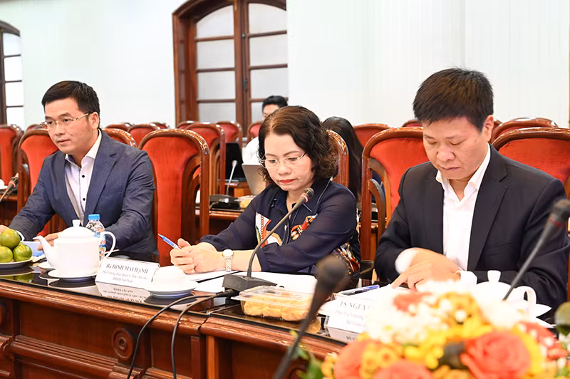 Giao lưu trực tuyến: Phát triển bảo hiểm y tế học sinh, sinh viên, hướng tới mục tiêu bảo hiểm y tế toàn dân -0
