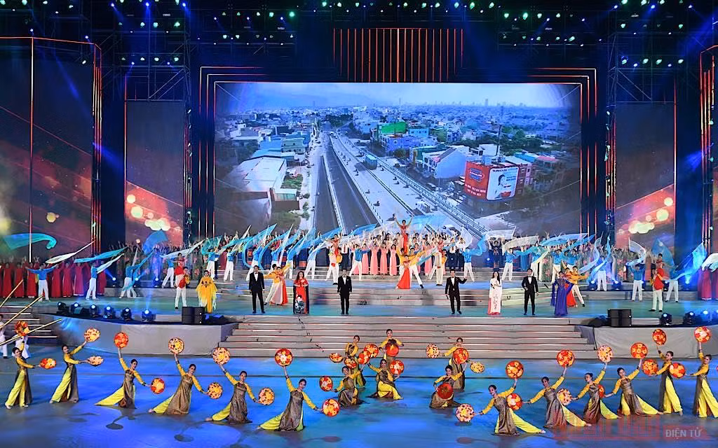 Chương trình nghệ thuật đặc biệt “Khát vọng - Tỏa sáng” -0