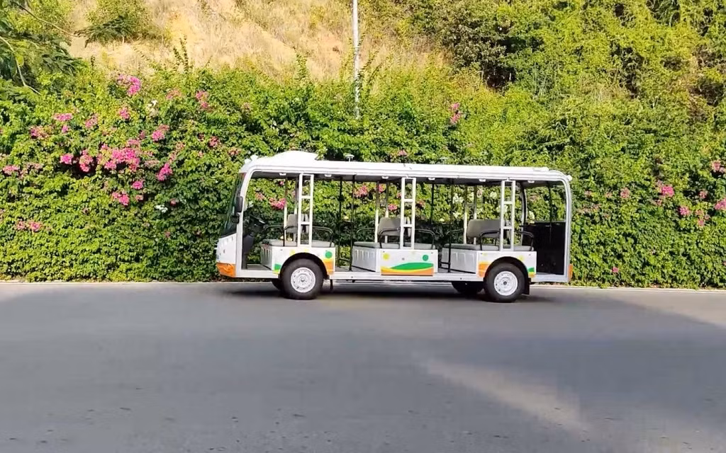 Xe điện tự hành “made in Vietnam” có thể leo dốc, đổ đèo -0