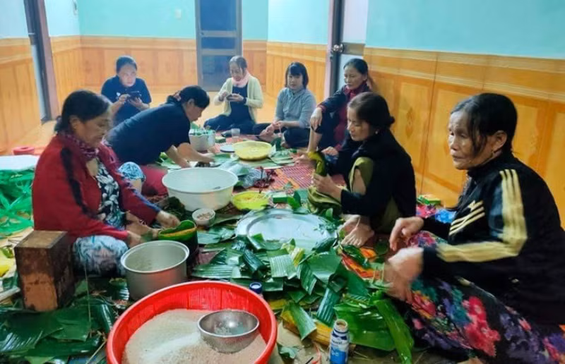 Quảng Bình tập trung toàn lực lo lương thực, nước uống cho người dân vùng lũ -0