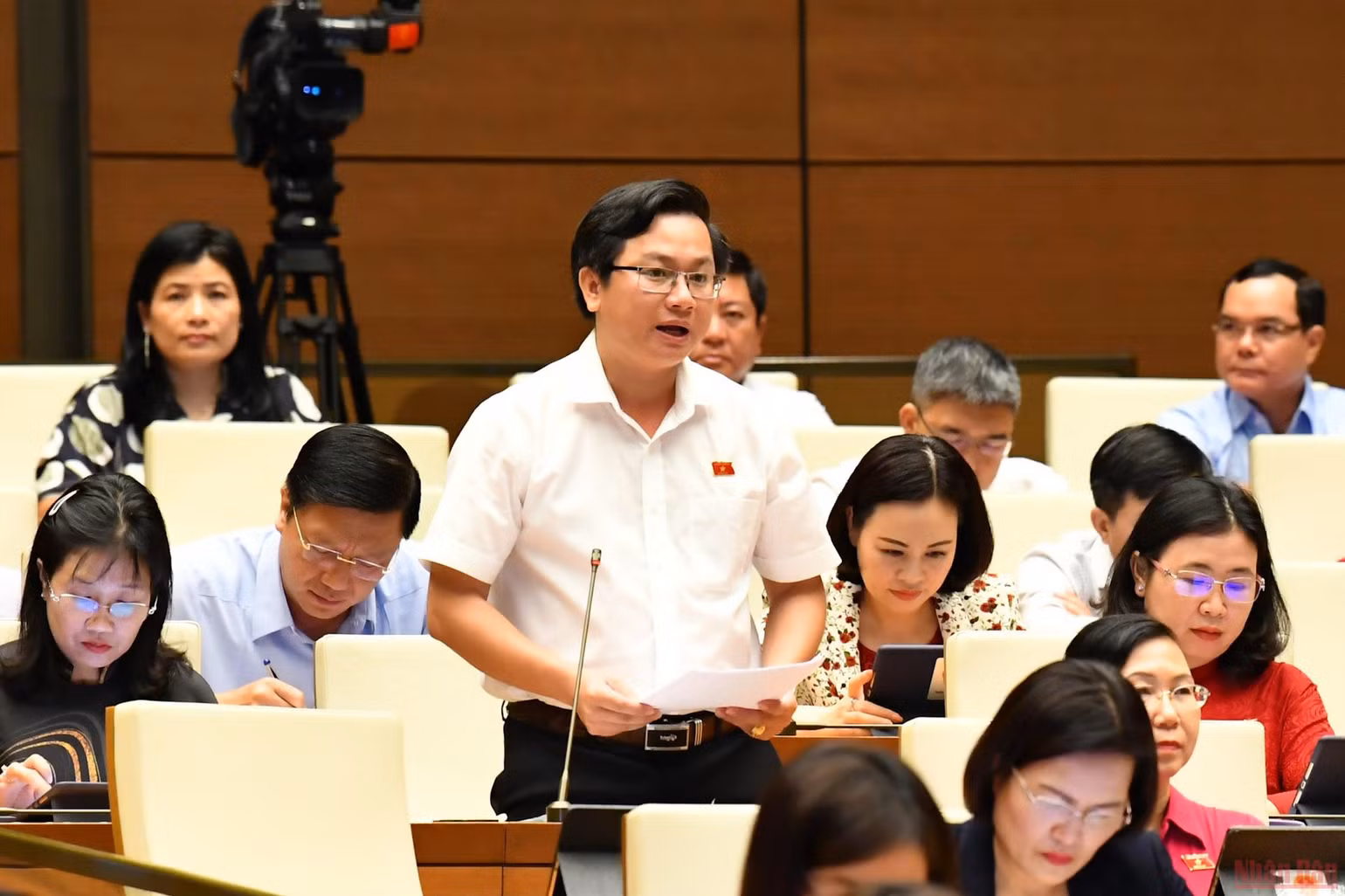 Quy định chế tài cụ thể bảo đảm dân giám sát, dân thụ hưởng -0