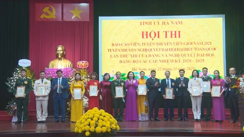 Hội thi Báo cáo viên, tuyên truyền viên giỏi tỉnh Hà Nam năm 2021 -0