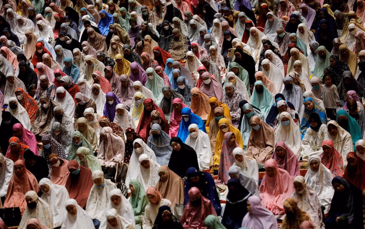 Người Hồi giáo trên khắp thế giới đón tháng lễ Ramadan -0