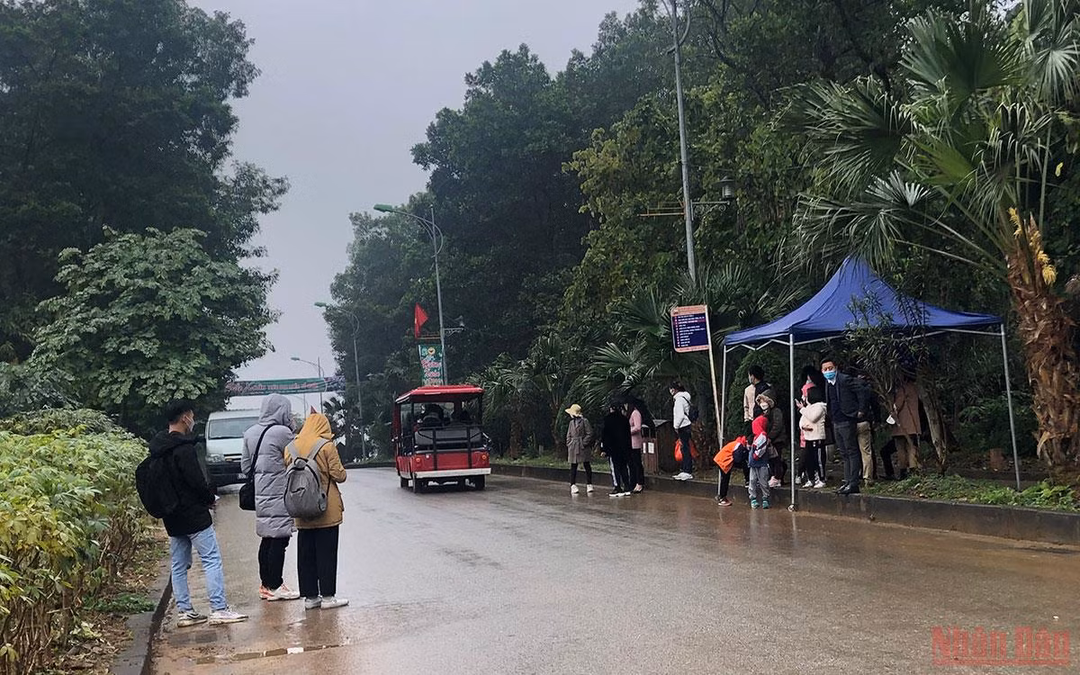 Làng Văn hóa Du lịch các dân tộc Việt Nam: Khai xuân khởi sắc -0
