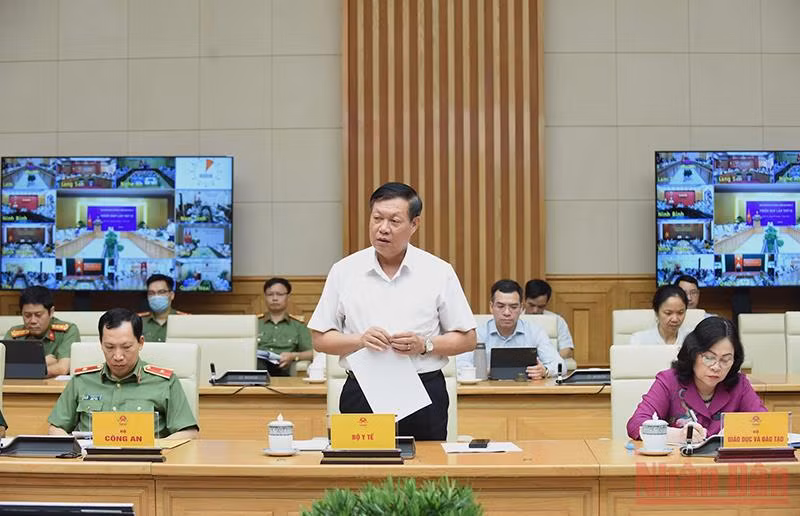 Thủ tướng Phạm Minh Chính, chủ trì Phiên họp lần thứ 15 của Ban Chỉ đạo Quốc gia phòng, chống dịch Covid-19 -0