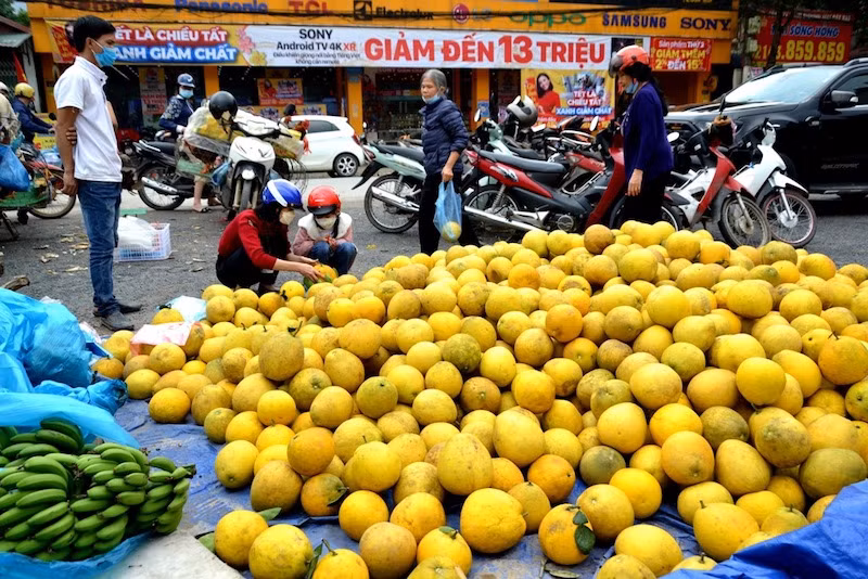 Đông vui chợ phiên vùng cao ngày Tết -2
