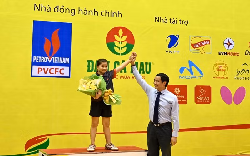 Bế mạc và trao giải Giải vô địch bóng bàn toàn quốc Báo Nhân Dân lần thứ 38 -1