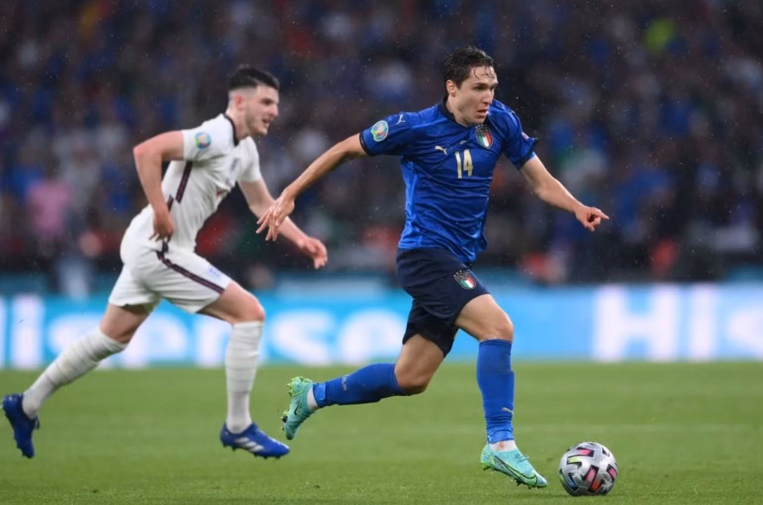 Thắng kịch tính trên chấm luân lưu, Italia vô địch EURO 2020 -0