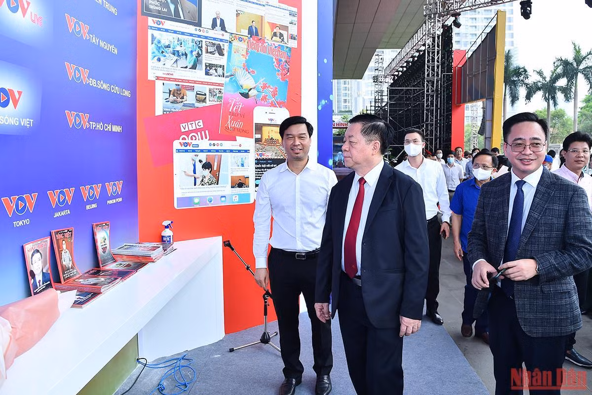 Lễ bế mạc Hội Báo toàn quốc 2022: Tôn vinh những tập thể, đơn vị xuất sắc -0