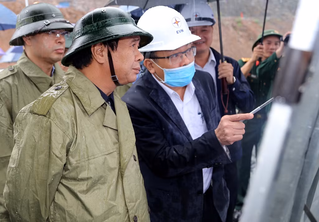Kiểm tra công trường thi công Nhà máy Thủy điện Hòa Bình mở rộng -0