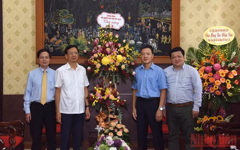 Đoàn công tác các Bộ, ban, ngành, đơn vị thăm, chúc mừng Báo Nhân Dân -0
