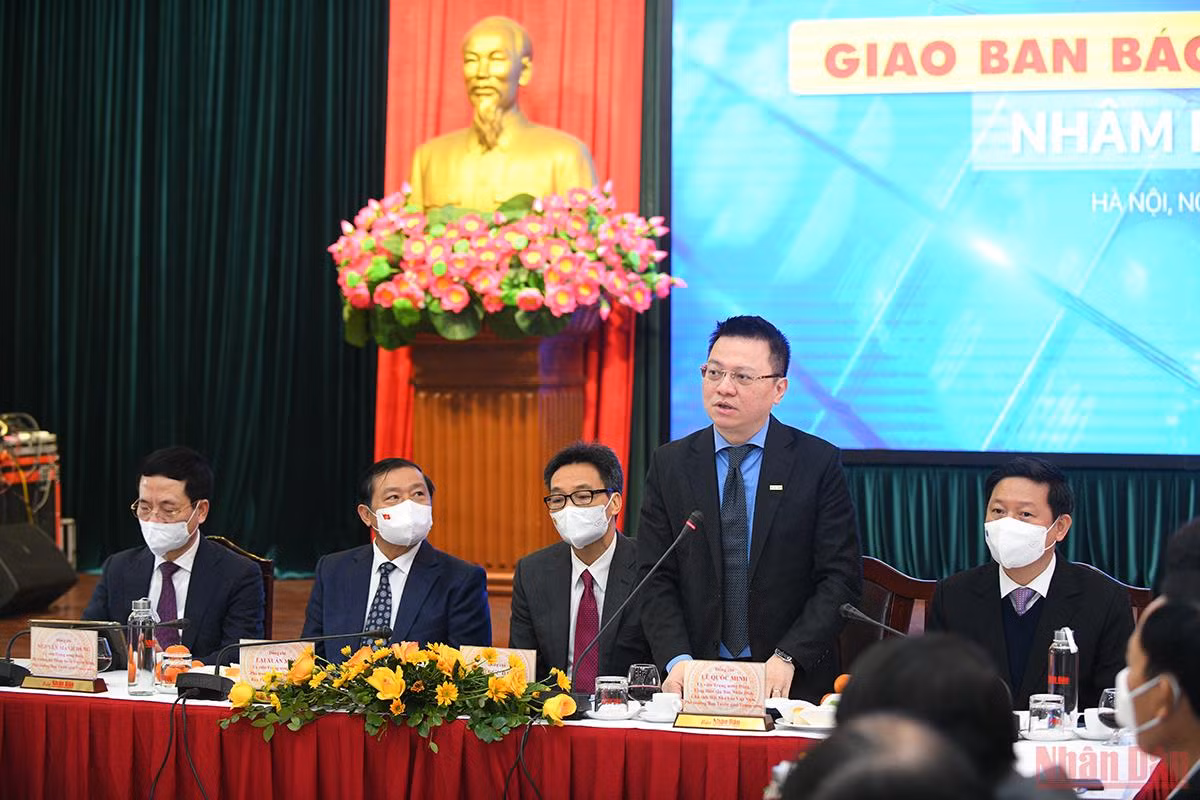 Các ấn phẩm xuân năm 2022 thể hiện sống động không khí Tết sum vầy, Xuân bình an -0