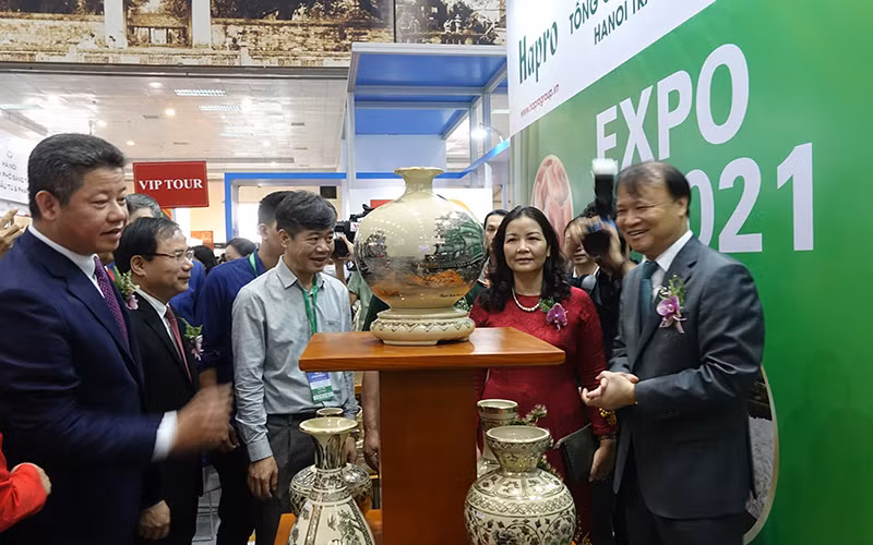Vượt qua thách thức, giữ vững danh hiệu “Thương hiệu mạnh Việt Nam” -0