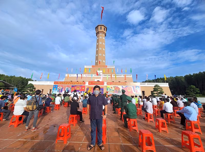 Ngày hội bầu cử nơi Đất Mũi -0