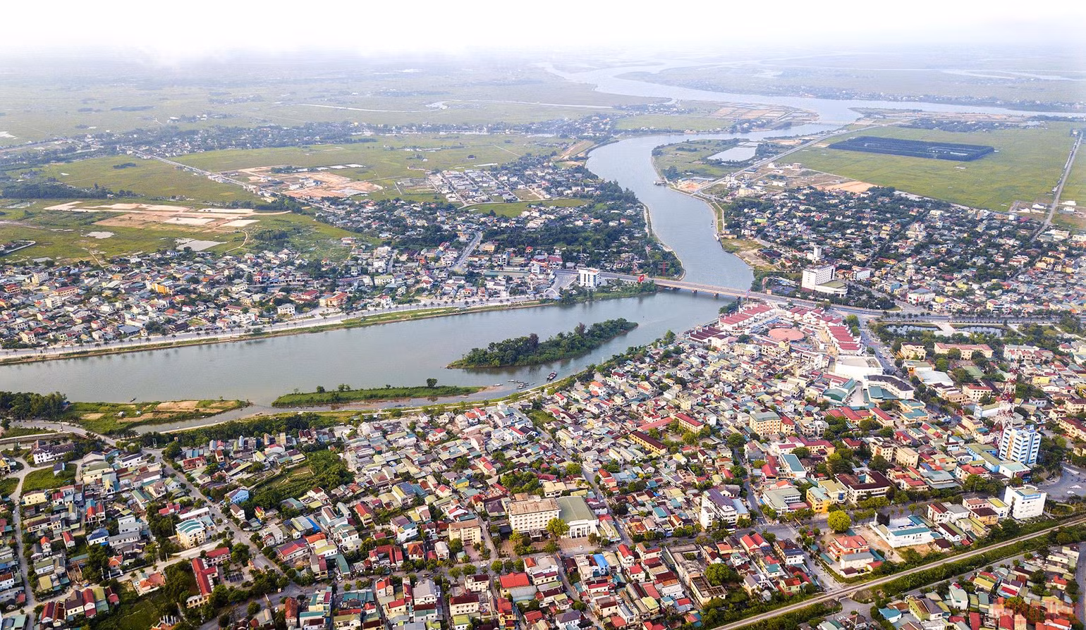 Hoa vẫn nở trên chiến trường năm xưa - Quảng Trị sau 50 năm giải phóng -0