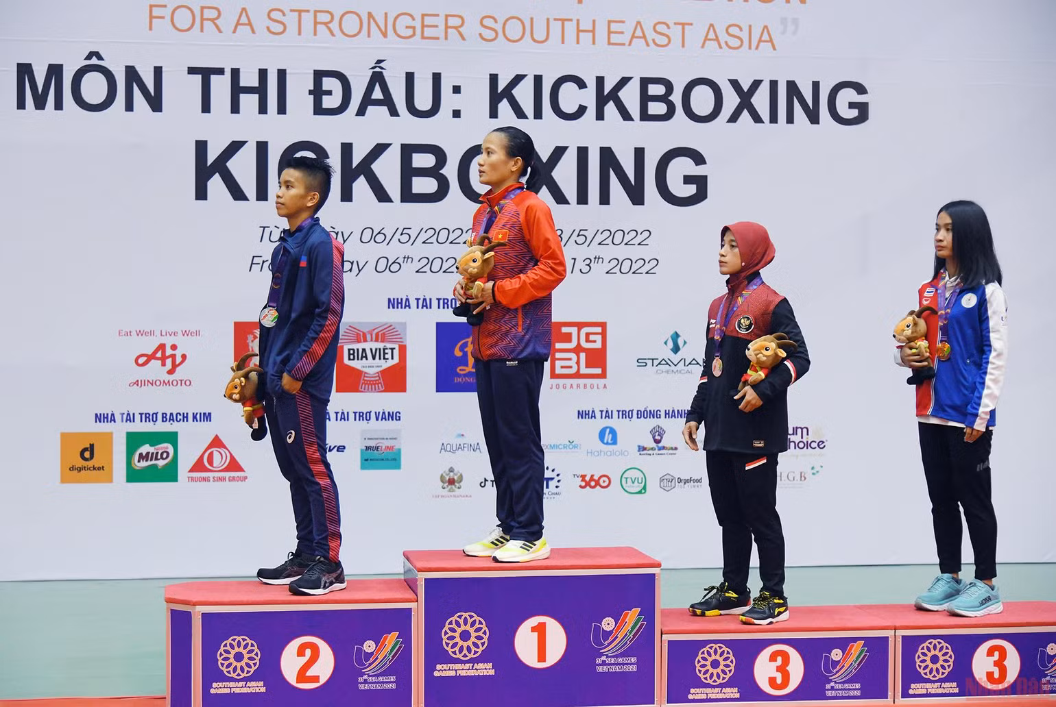 Kick boxing giành thêm năm huy chương vàng giúp Việt Nam dẫn đầu bảng tổng sắp SEA Games 31 -0
