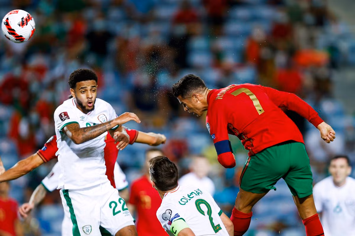 Ronaldo phá kỷ lục ghi bàn mọi thời đại cho đội tuyển quốc gia -0