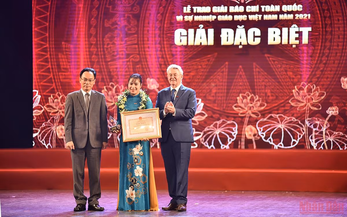 Giải báo chí toàn quốc “Vì sự nghiệp Giáo dục Việt Nam” lan tỏa niềm tin của xã hội với ngành giáo dục -0