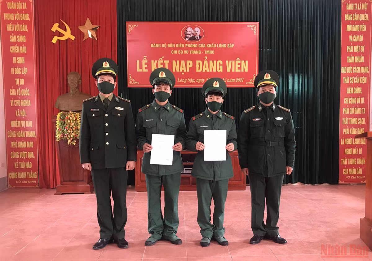 Tuổi trẻ biên phòng Sơn La xung kích vì cộng đồng -0