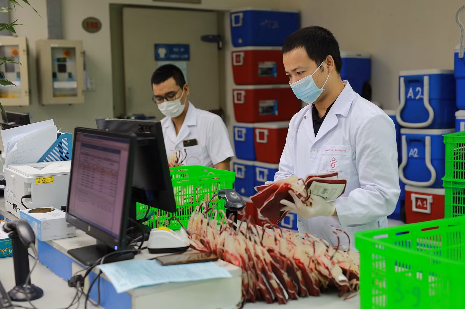 Thêm 1.000 đơn vị máu chi viện cho Tây Nam bộ, cứu chữa bệnh nhân Covid-19 -0