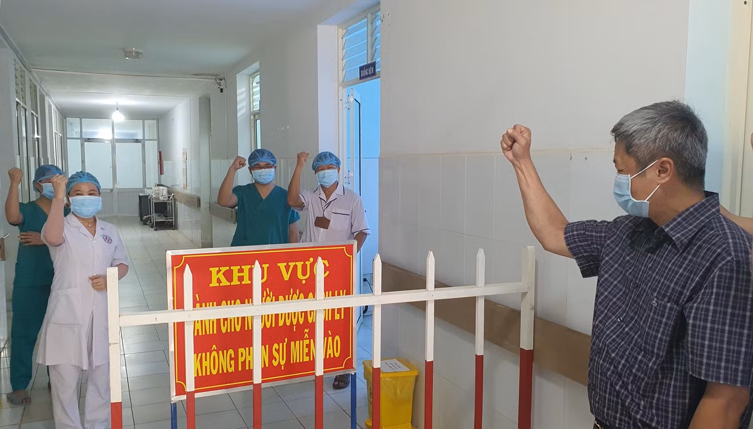 Những bước tiến ngoạn mục của Đà Nẵng, Quảng Nam trong chống dịch Covid-19 -0