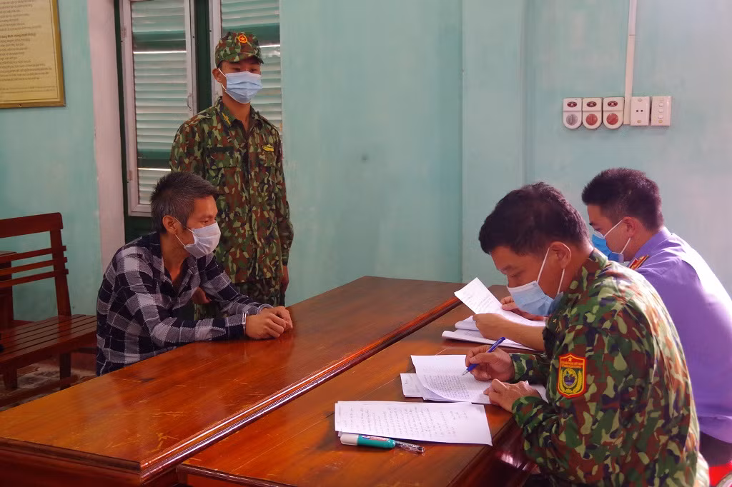 Bài 3:&nbsp;An ninh cơ sở và tai mắt nhân dân -0
