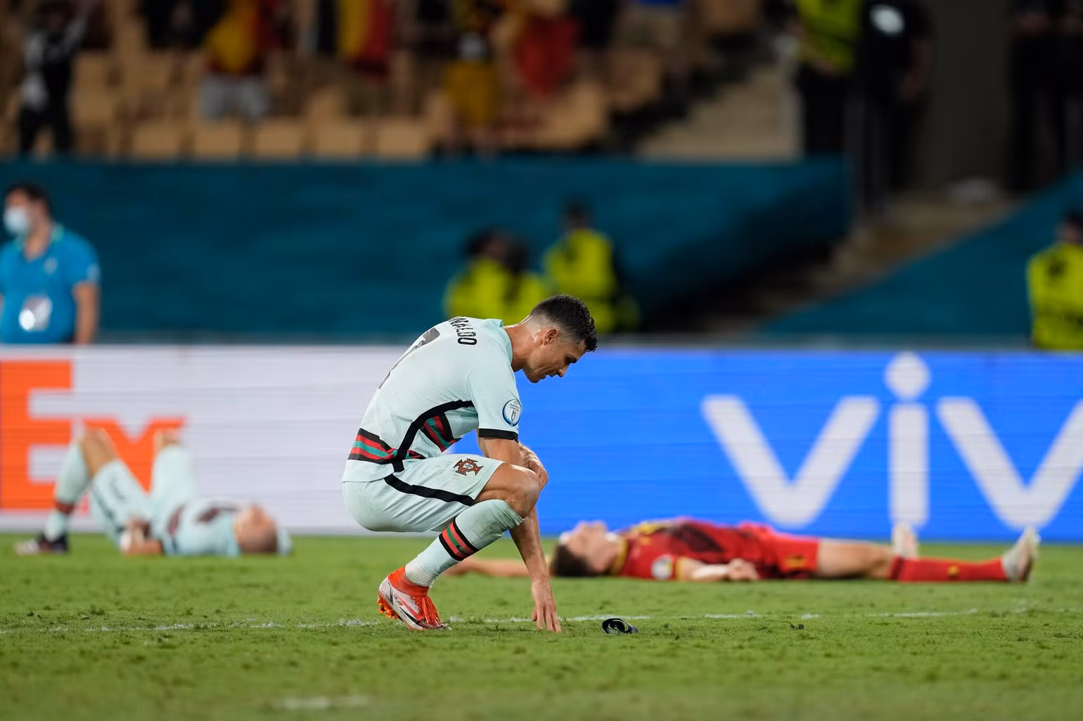 Thorgan Hazard lập siêu phẩm, Bỉ biến Bồ Đào Nha thành cựu vương Euro -0