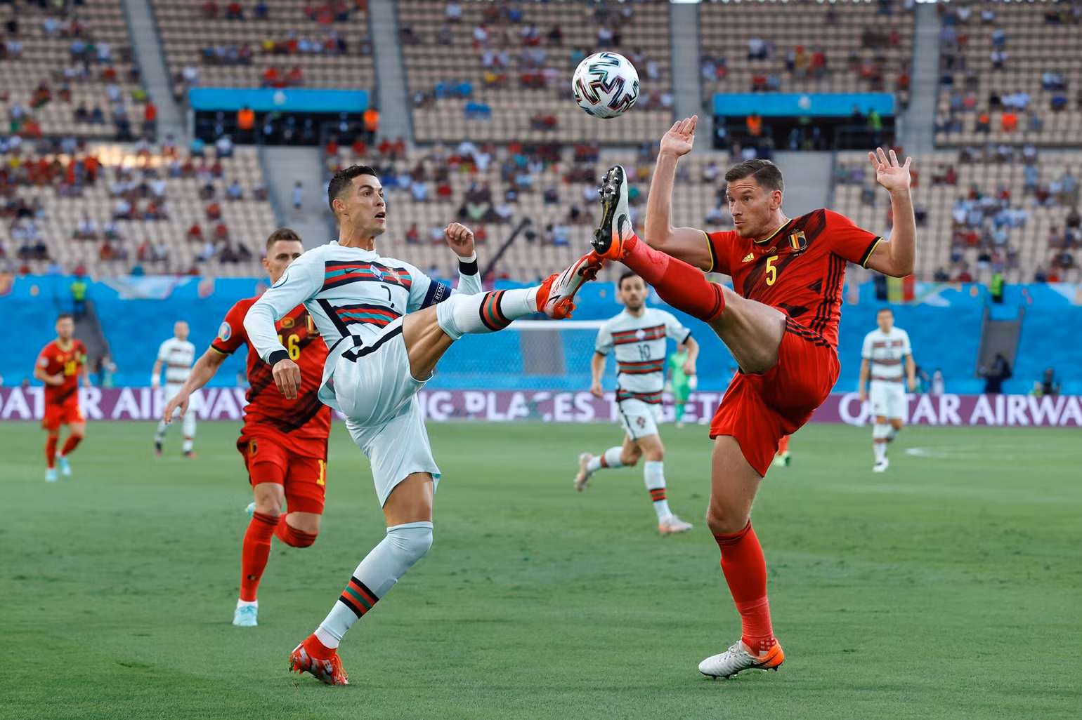 Thorgan Hazard lập siêu phẩm, Bỉ biến Bồ Đào Nha thành cựu vương Euro -0