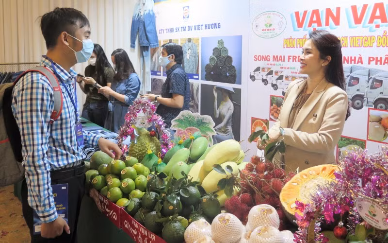 TP Hồ Chí Minh tôn vinh hàng Việt năm 2021 -0
