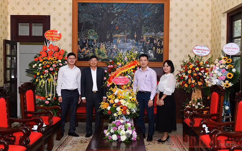 Các địa phương, đơn vị chúc mừng Báo Nhân Dân nhân kỷ niệm 70 năm Ngày báo ra số đầu -0