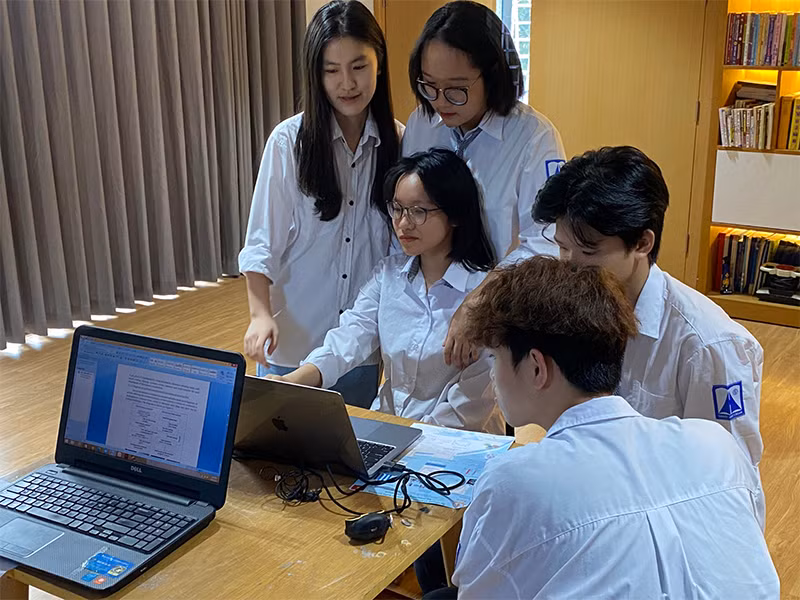 Đội tuyển Việt Nam giành hai Huy chương vàng INTARG 2021 -0