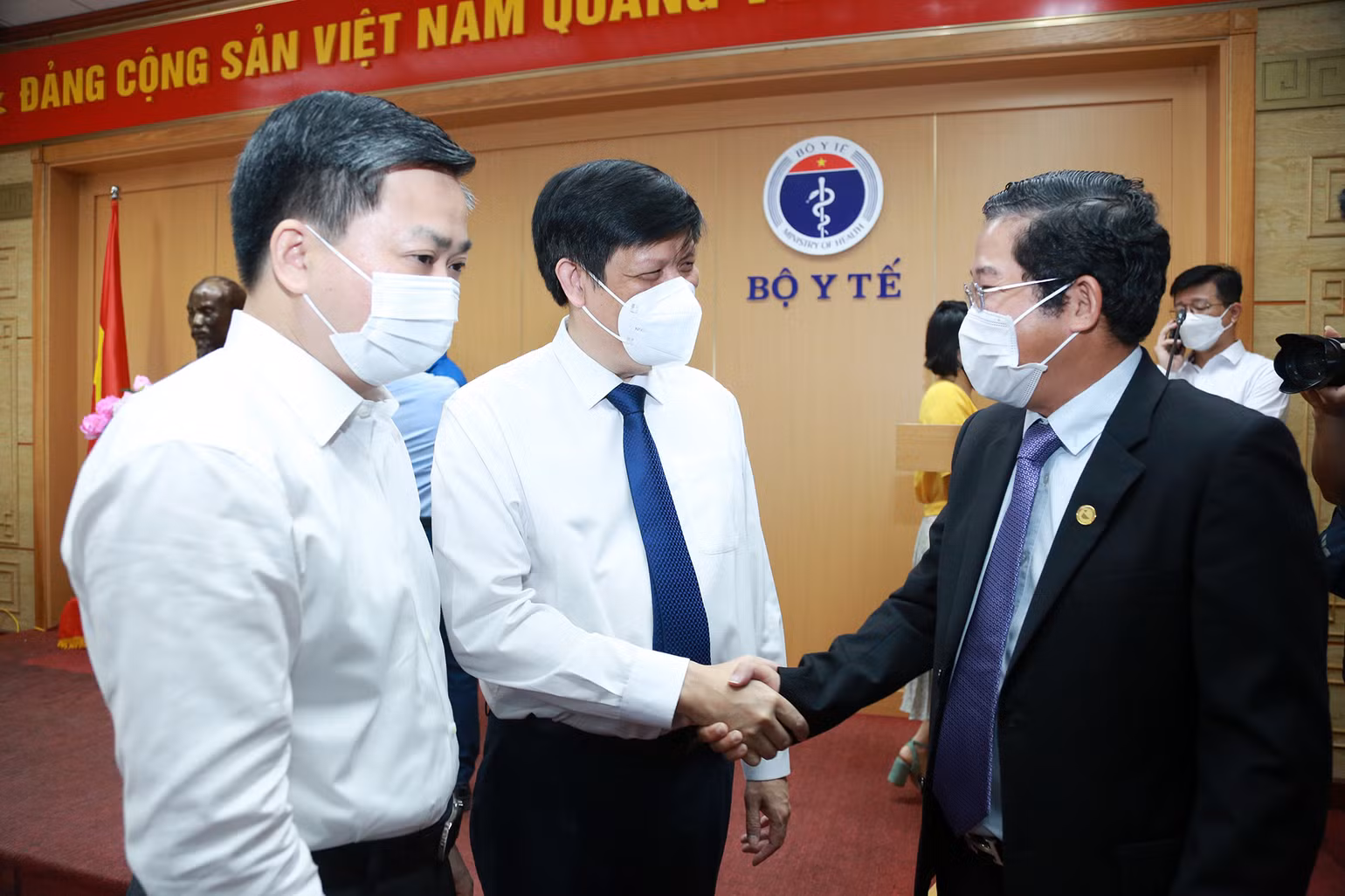 Sovico Group và HDBank: Ủng hộ 60 tỷ đồng cho chương trình Vaccine phòng ngừa covid 19 -0