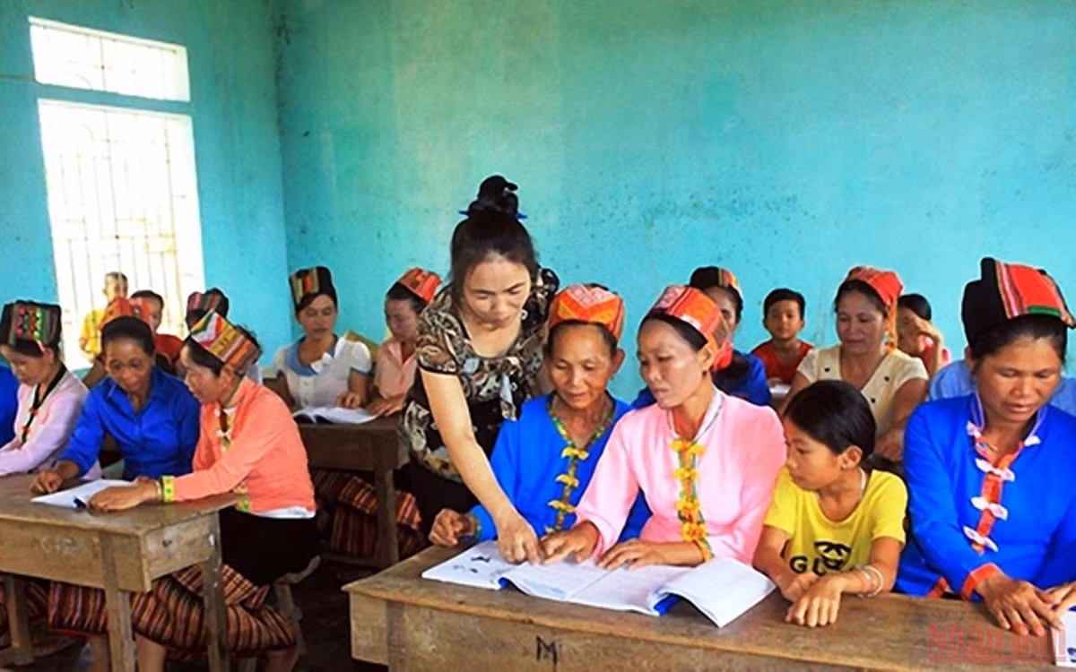 Để chính sách của Đảng, Nhà nước đến gần với dân tộc thiểu số và miền núi -0