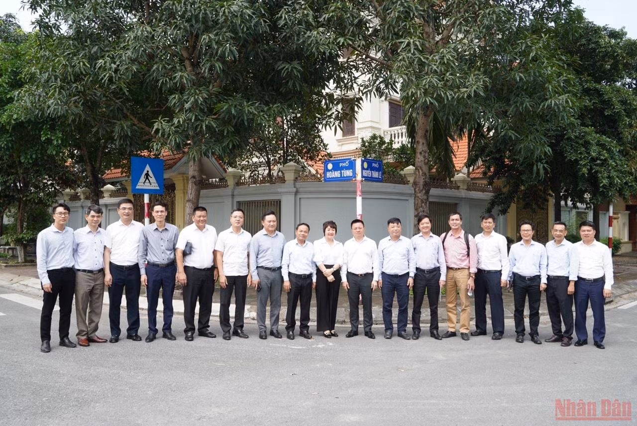 Tổng Biên tập Báo Nhân Dân làm việc với Tỉnh ủy Hà Nam -0