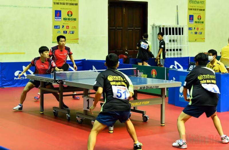 Mai Ngọc, Anh Hoàng dừng bước ở vòng 2, đôi nam nữ -0