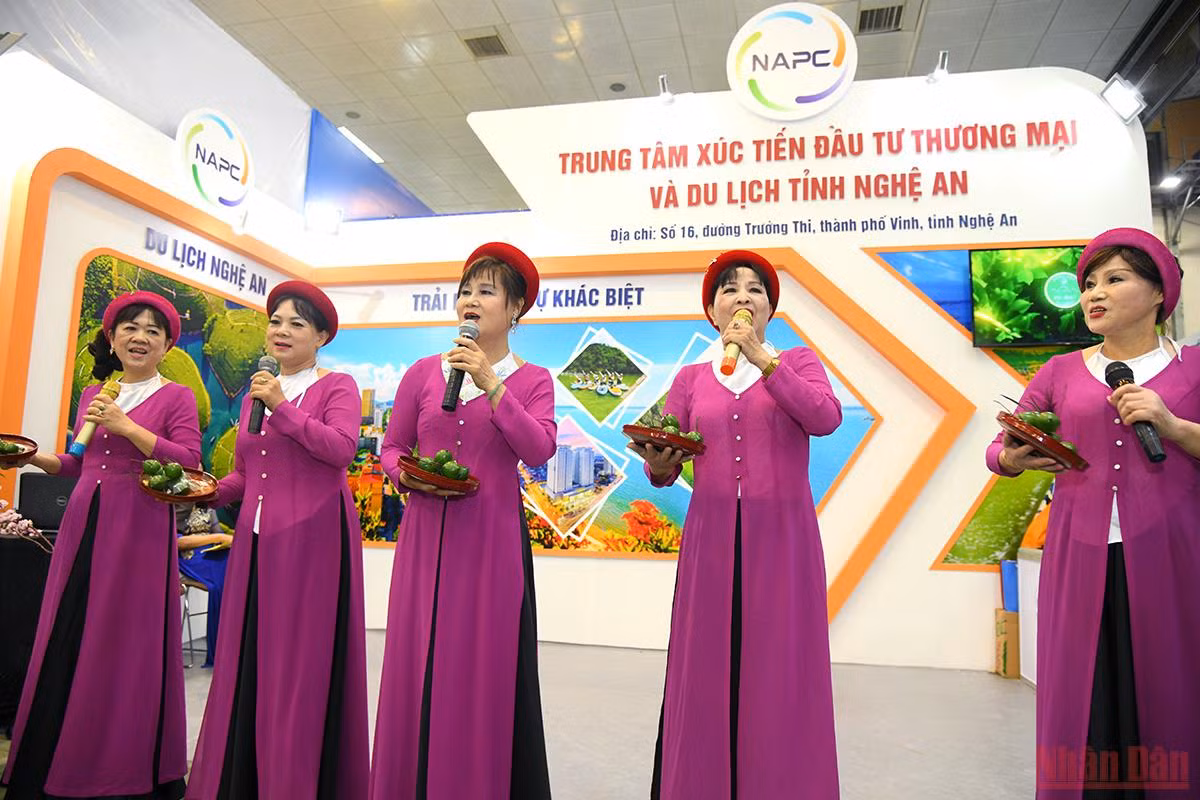 Khai mạc hội chợ VITM Hanoi 2022: Kết nối phục hồi du lịch -0