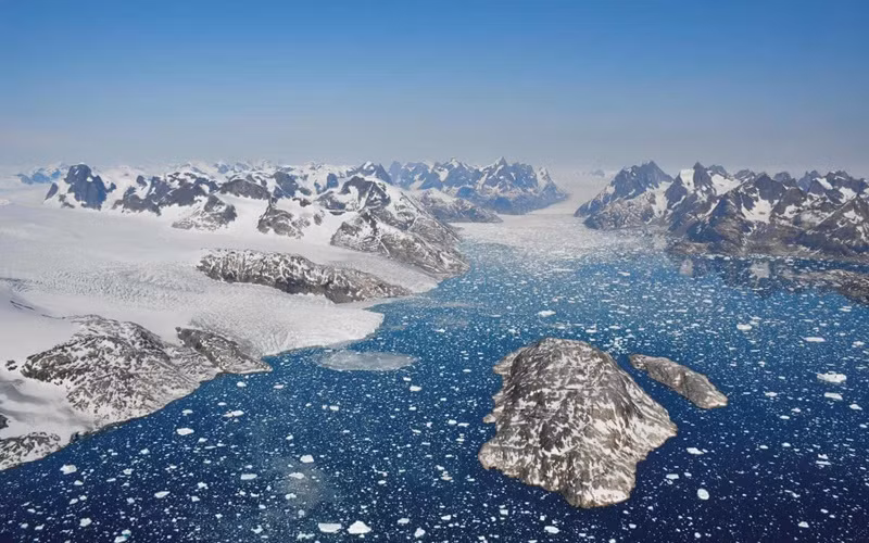 Greenland -0