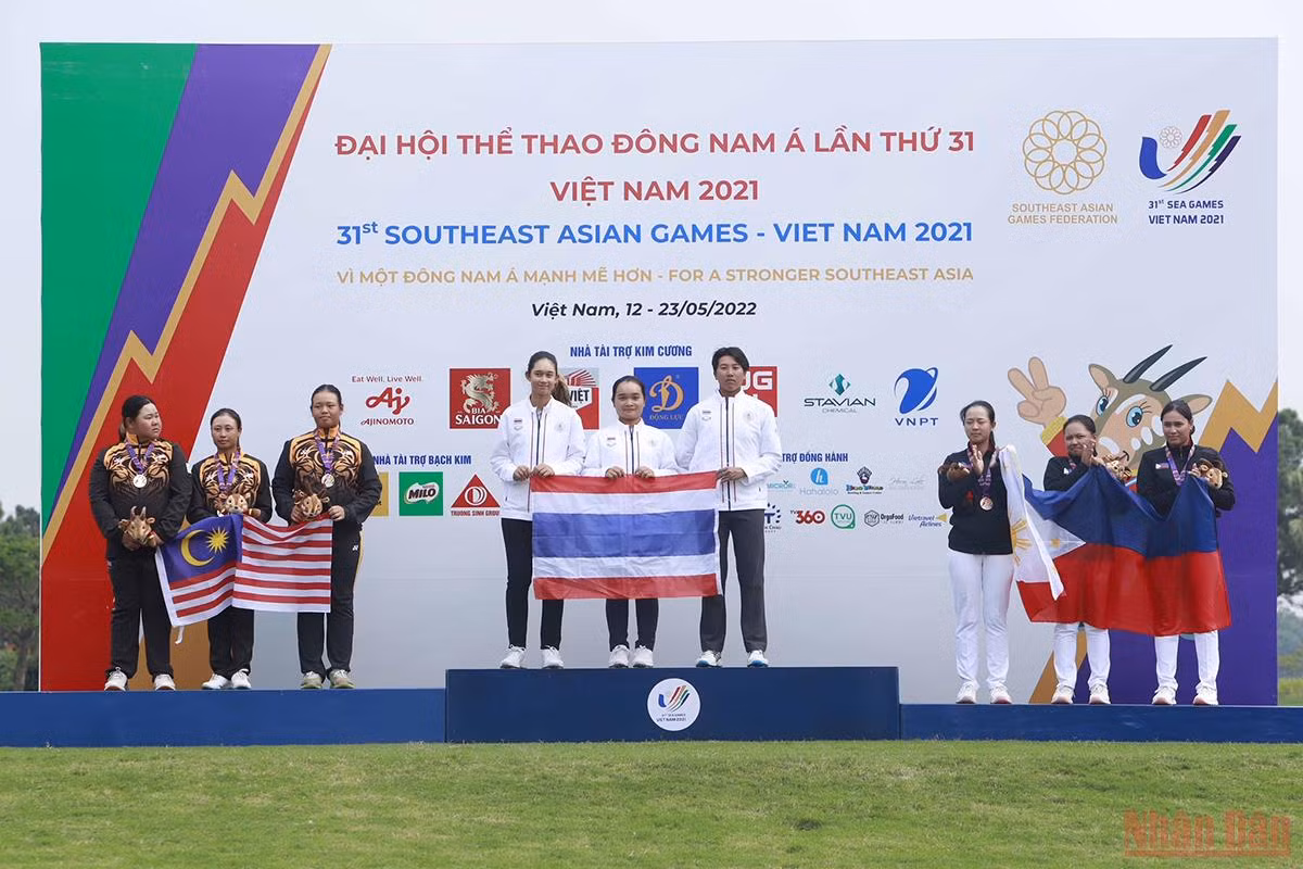 Thái Lan và Malaysia thống trị môn Golf -0